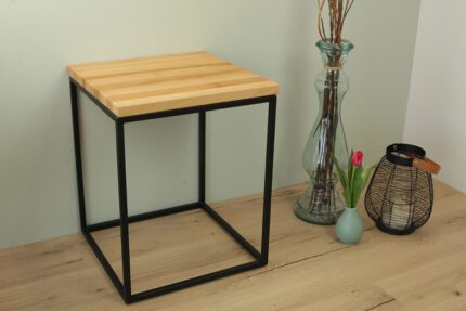Beistelltisch Massivholz 40 x 40 cm