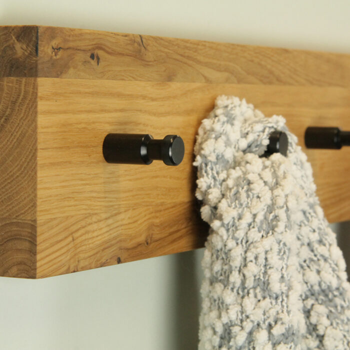 Garderobe Wildeiche schwarz