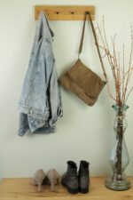 Wandgarderobe aus Eiche